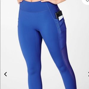 Trinity High Rise cropped leggings w/pocket